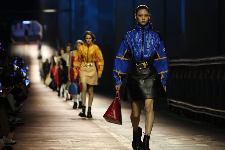 首次登陸韓國首爾！Louis Vuitton 2023 早秋女裝系列時裝大秀正式登場